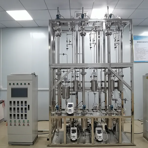 Apparecchio di distillazione da laboratorio